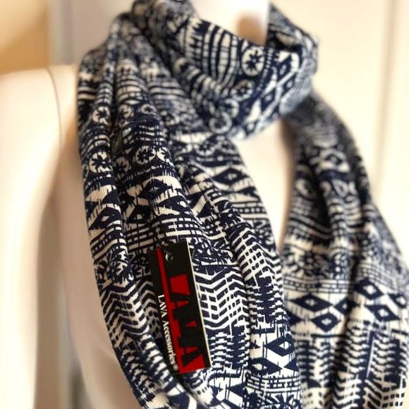 NWT Lava Accessories Polyester Infinity Scarf - Picture 1 of 3